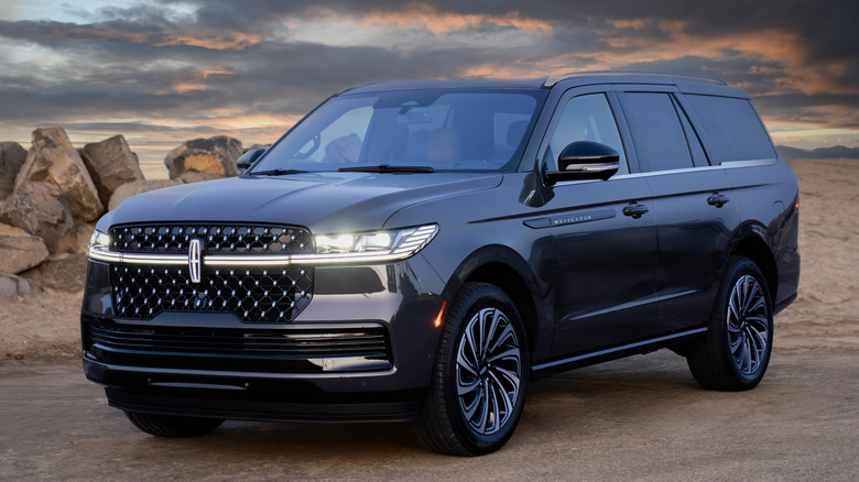 2025 Lincoln Navigator by the sea in San Diego