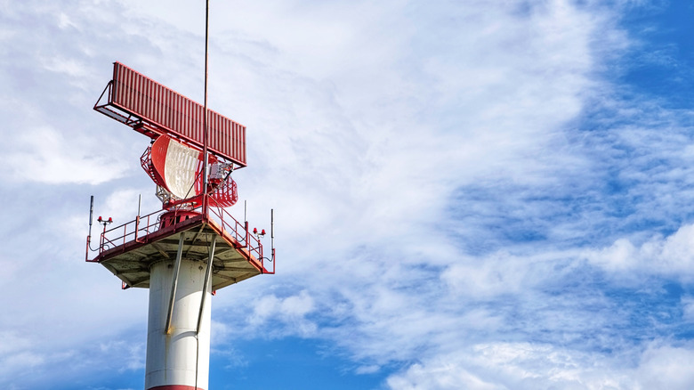Air traffic control radar system