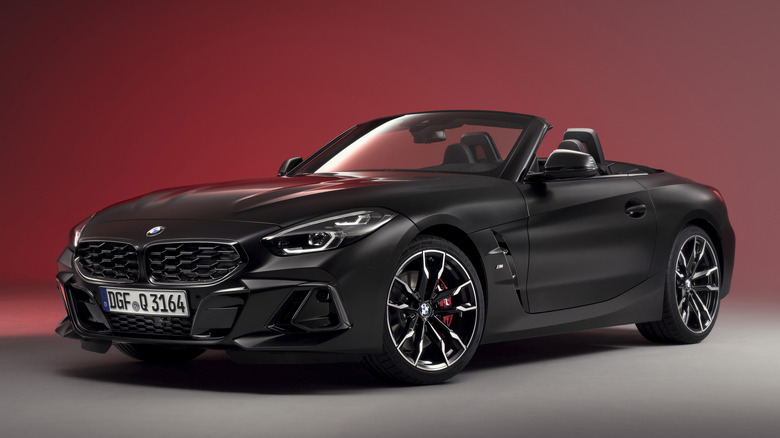 Front 3/4 view of BMW Z4 Final Edition in studio setting
