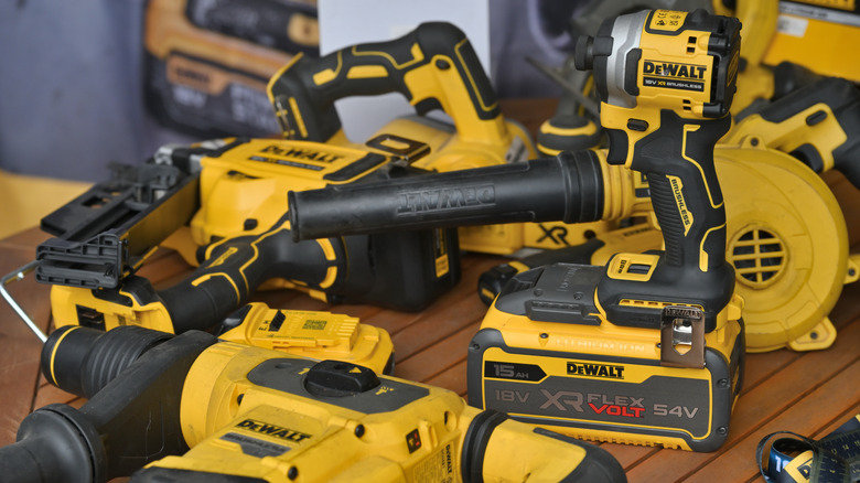 DeWalt FlexVolt platform