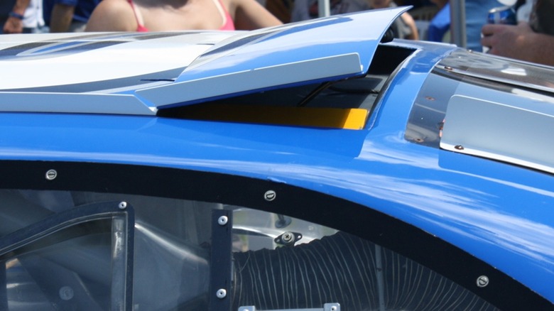 nascar roof flap