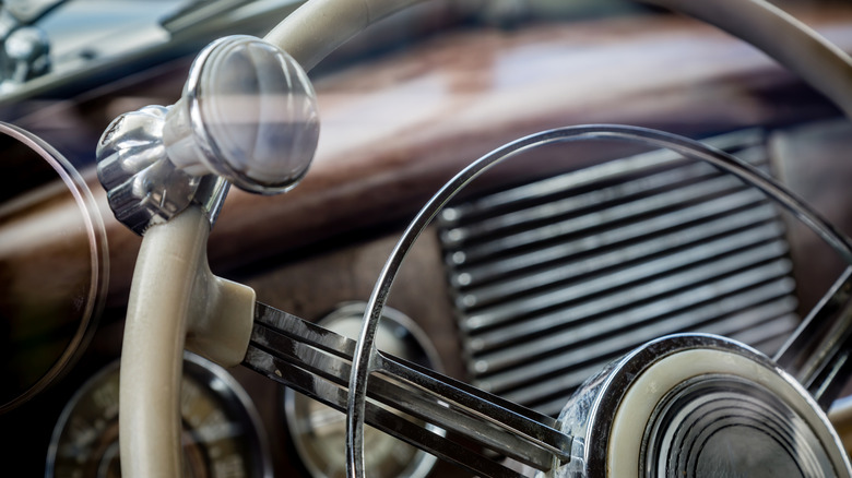 Steering wheel knob of classic car