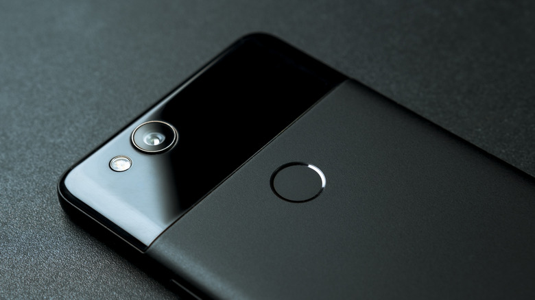 Google Pixel 3 rear panel