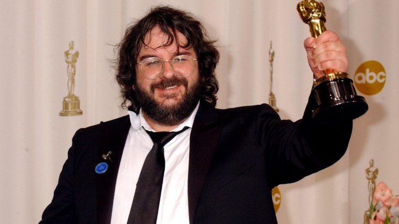 Peter Jackson with an Oscar award in hand