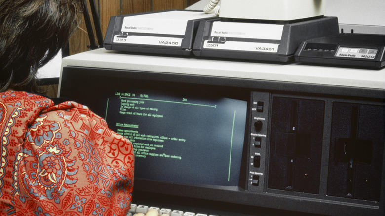 Vintage computer with dial-up internet.