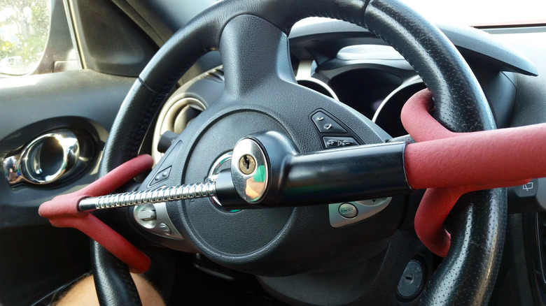 steering wheel lock deterent