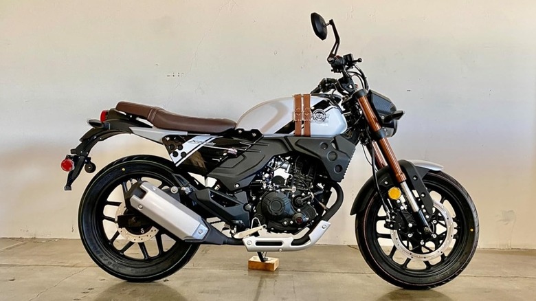 The Lifan KPM 200cc Cafe Racer is available on Amazon.