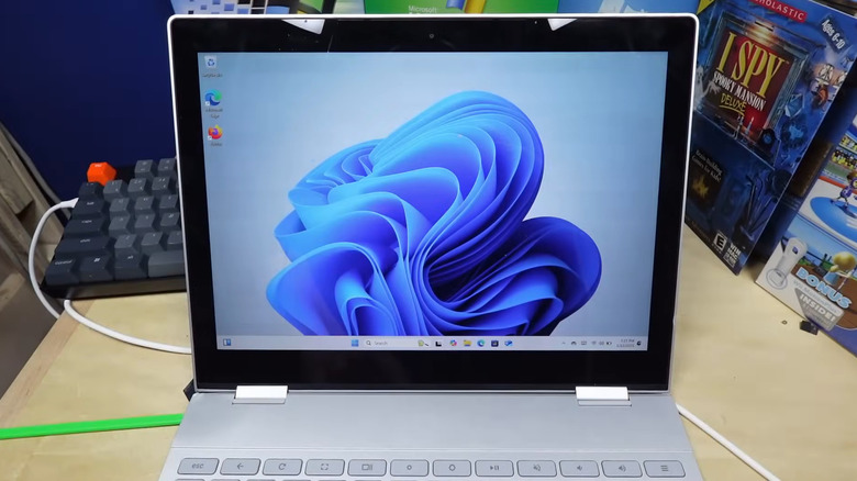 Windows 11 desktop on a Google Chromebook