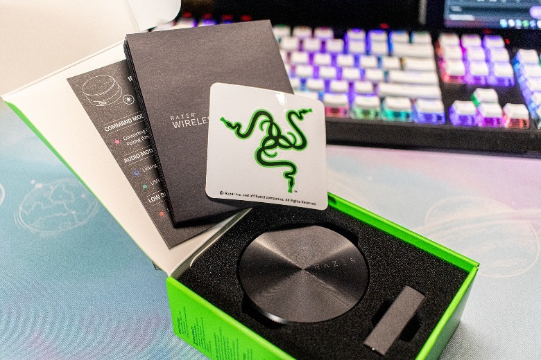 Razer Wireless Control Pod box and contents
