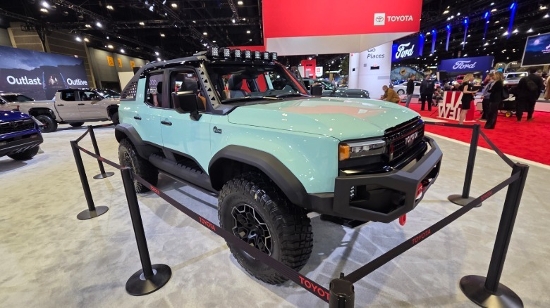 Toyota Land Cruiser Rox