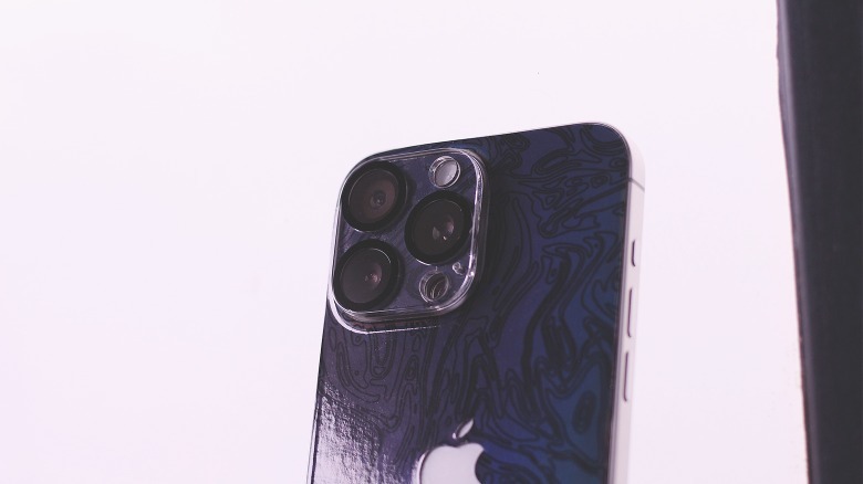 Ailun camera lens protector iPhone 15 Pro Max