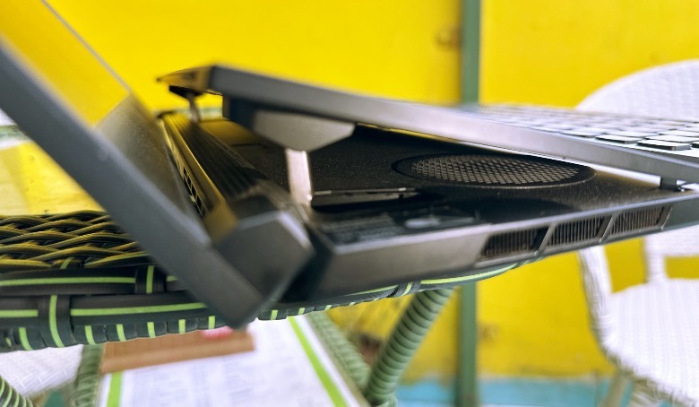 Internal vent on Asus ROG Zephyrus Duo 16