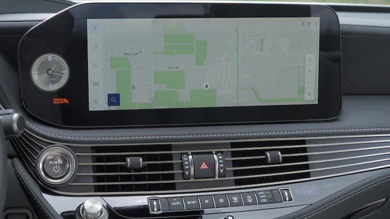 2024 Lexus LS 500 infotainment screen maps
