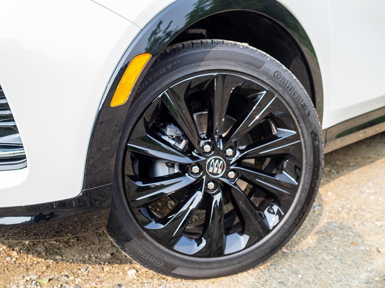 2024 Buick Envista ST front wheel