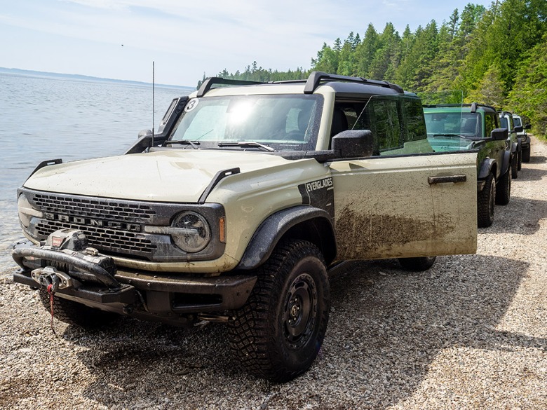 2022 Ford Bronco Everglades parked on rocky beach