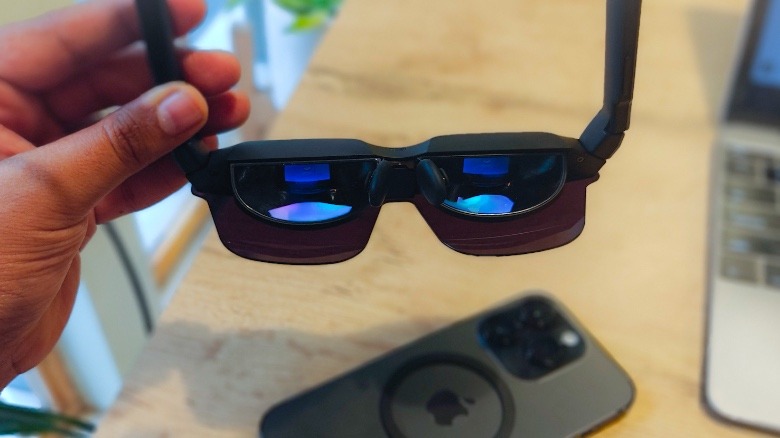 RayNeo Air 2 and iPhone