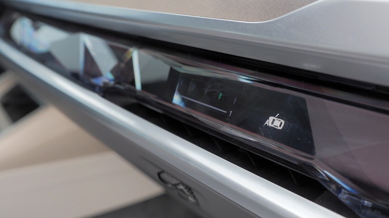 i7 automatic door control