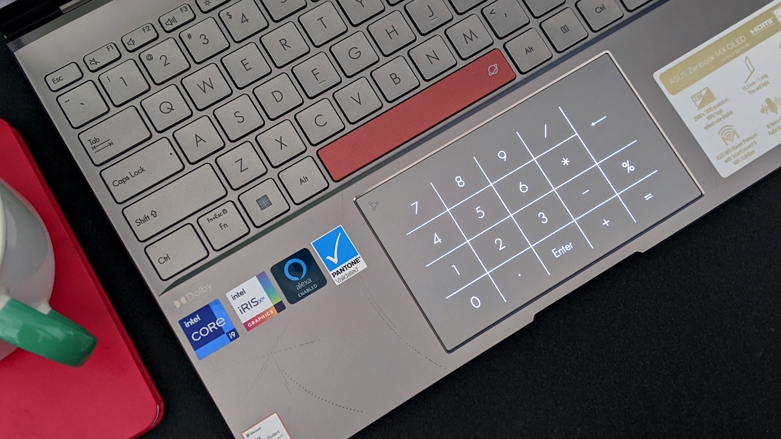 ASUS Zenbook 14X OLED Space Edition trackpad