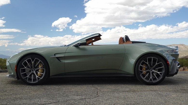 Vantage Roadster profile