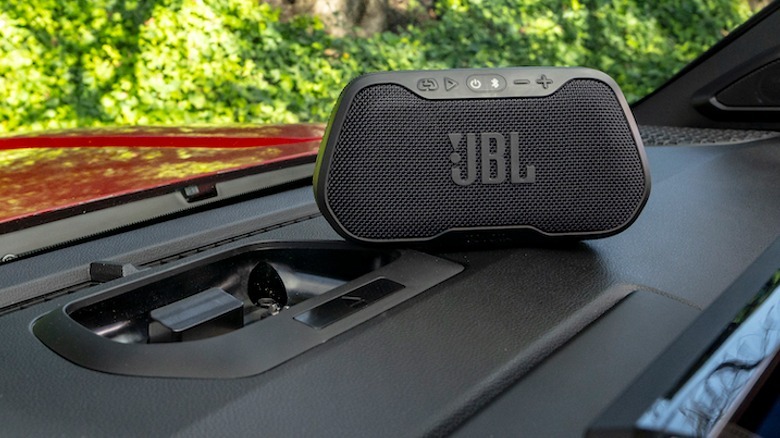 JBL pop-out speaker