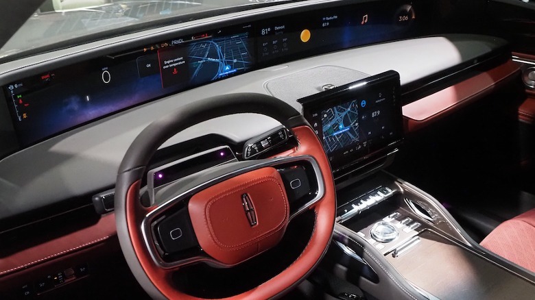 2024 Lincoln Nautilus dashboard