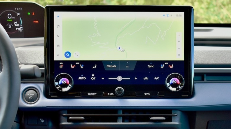 Center touchscreen