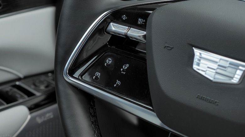 Super Cruise controls