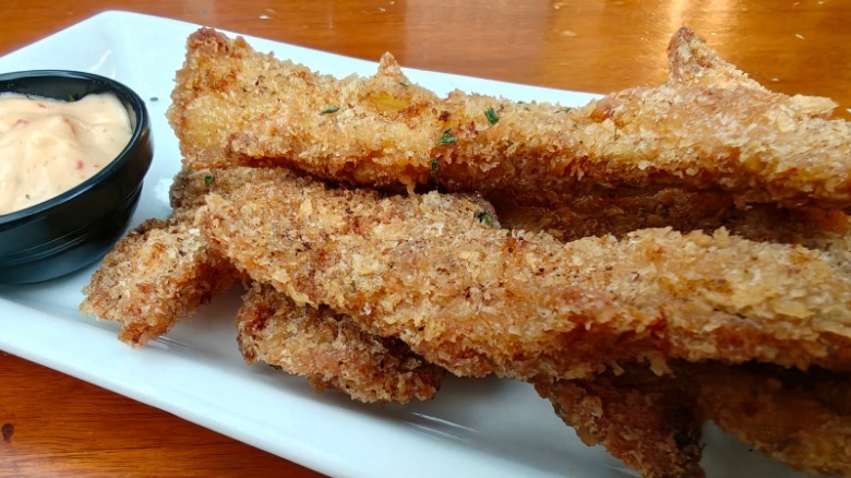 Macro sample from the Oppo Find N5