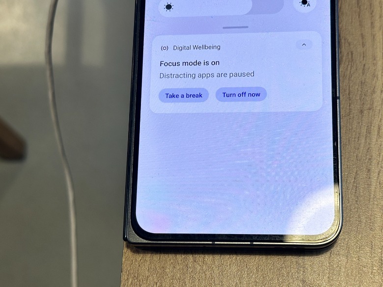 Focus mode enabled on phone.