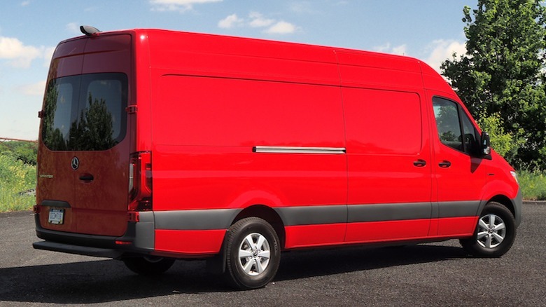 eSprinter rear 3/4