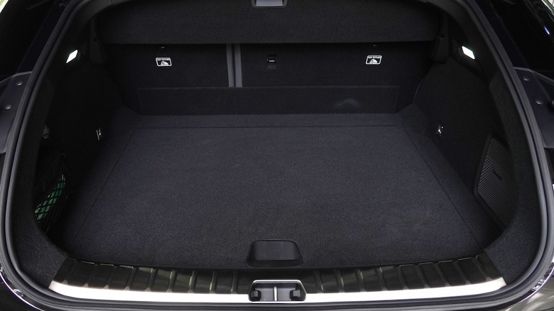 Polestar 4 trunk