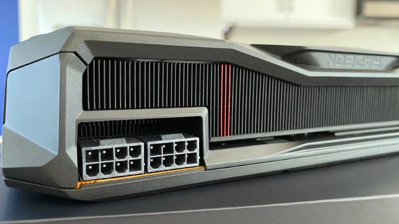 rx 7900 xt power sockets