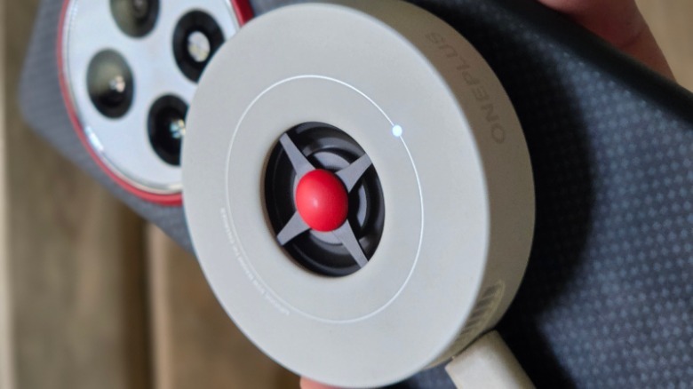 Charging using AirVOOC wireless charger.