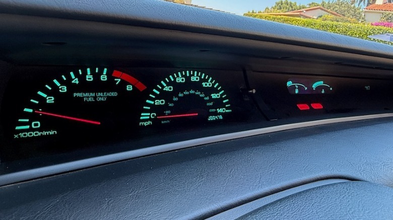 Fourth generation Honda Prelude dashboard