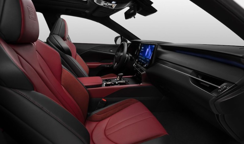 Lexus RX interior