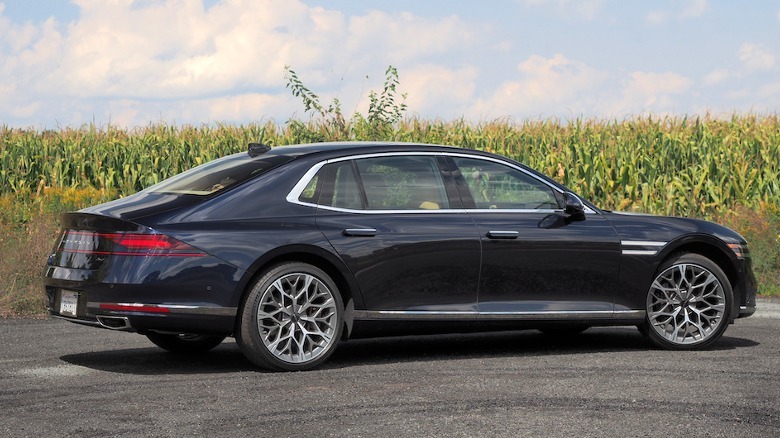 Genesis G90 rear quarter view