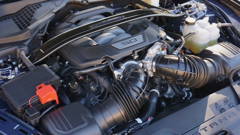 2025 Ford Mustang Dark Horse Premium Engine Bay