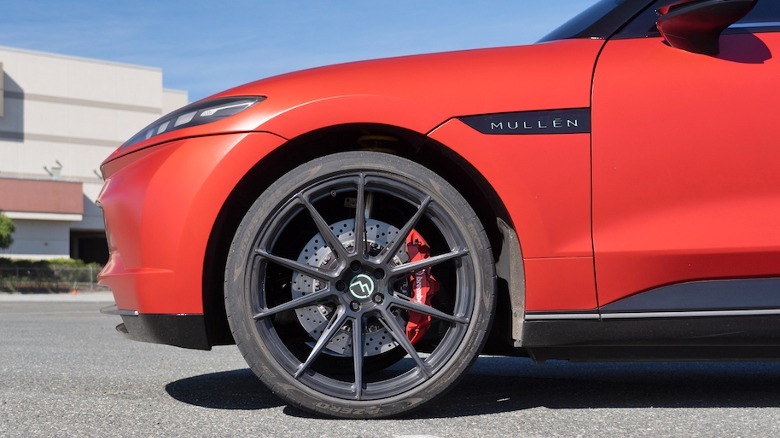 Mullen FIVE front wheel