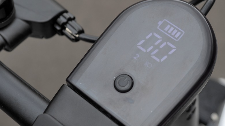 Motocompacto handlebar display
