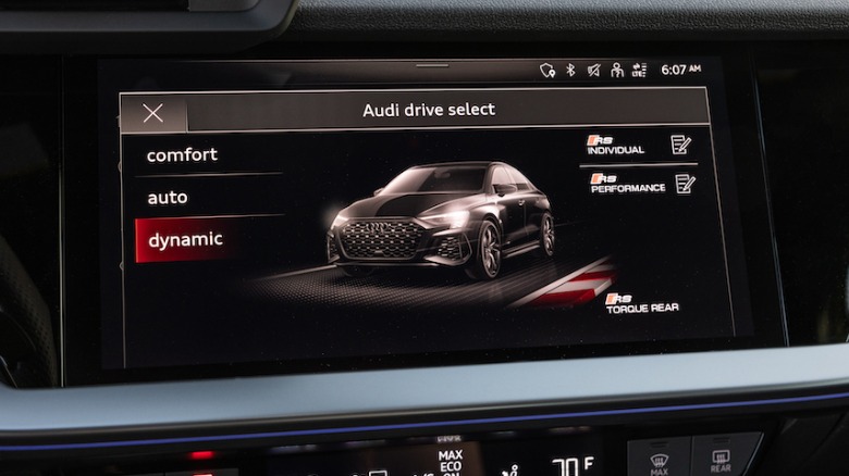 2022 Audi RS 3 drive modes