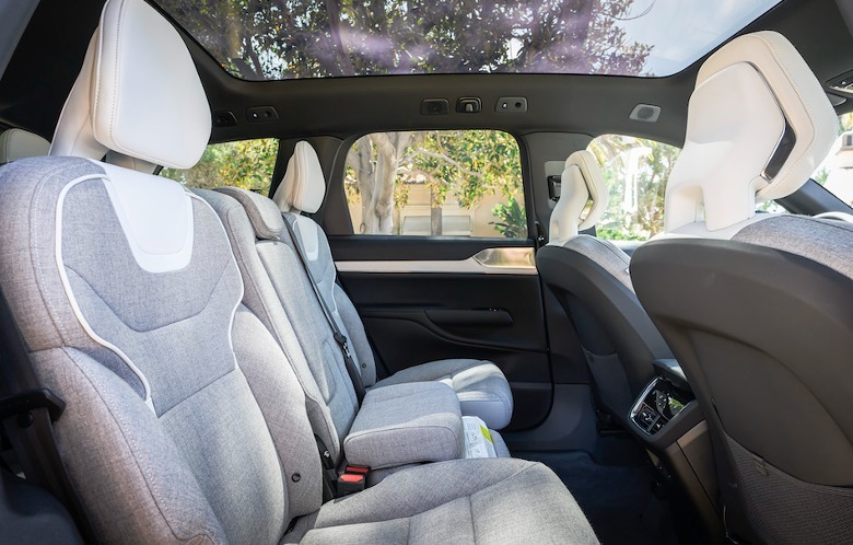 2025 Volvo EX90 second row seats