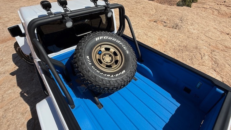 Jeep J6 Honcho Concept