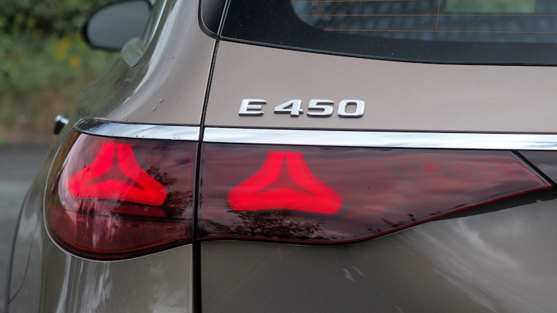 E450 badge