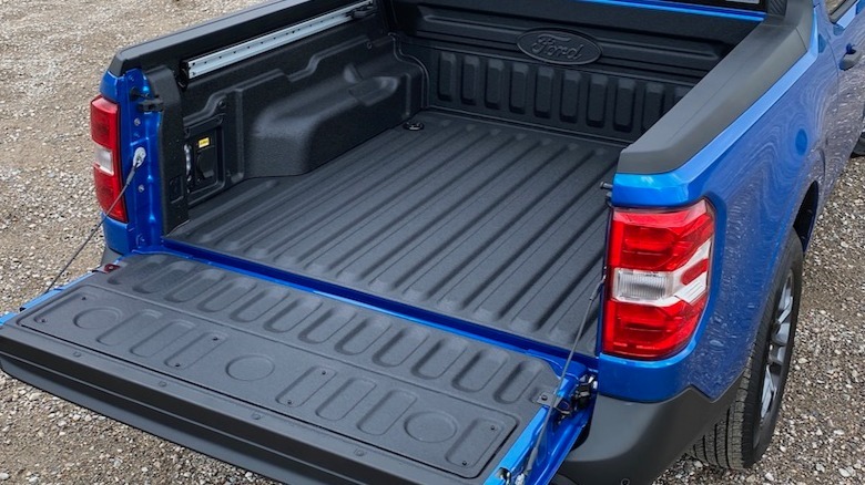2025 Ford Maverick Bed