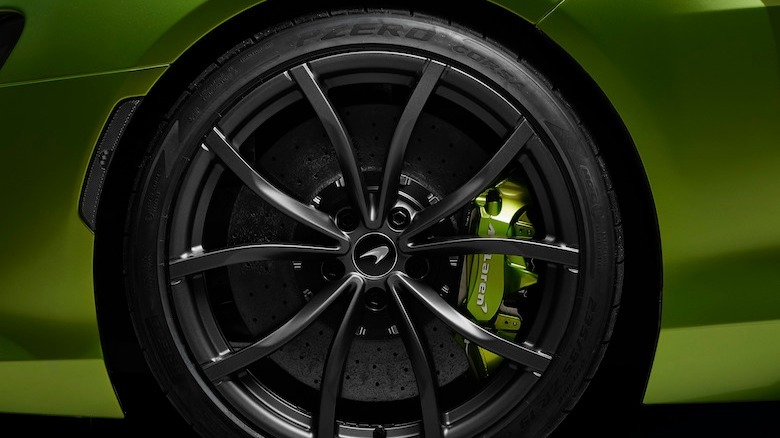 Pirelli on McLaren Artura