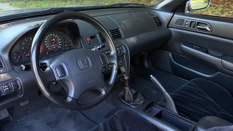Fifth generation Honda Prelude interior