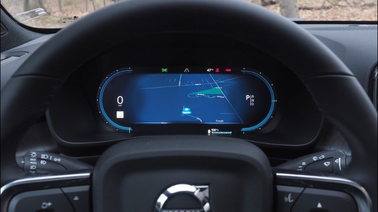 2022 Volvo C40 Recharge gauges