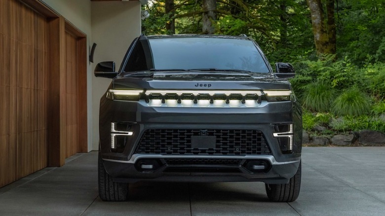 Grand Wagoneer front view