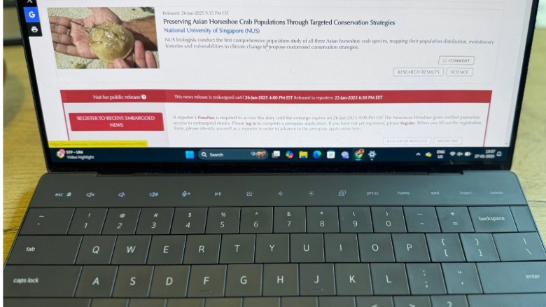 Lighting up the capacitive touch bar on the Dell XPS 13 laptop.