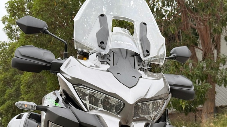 Kawasaki Versys 1100 windscreen
